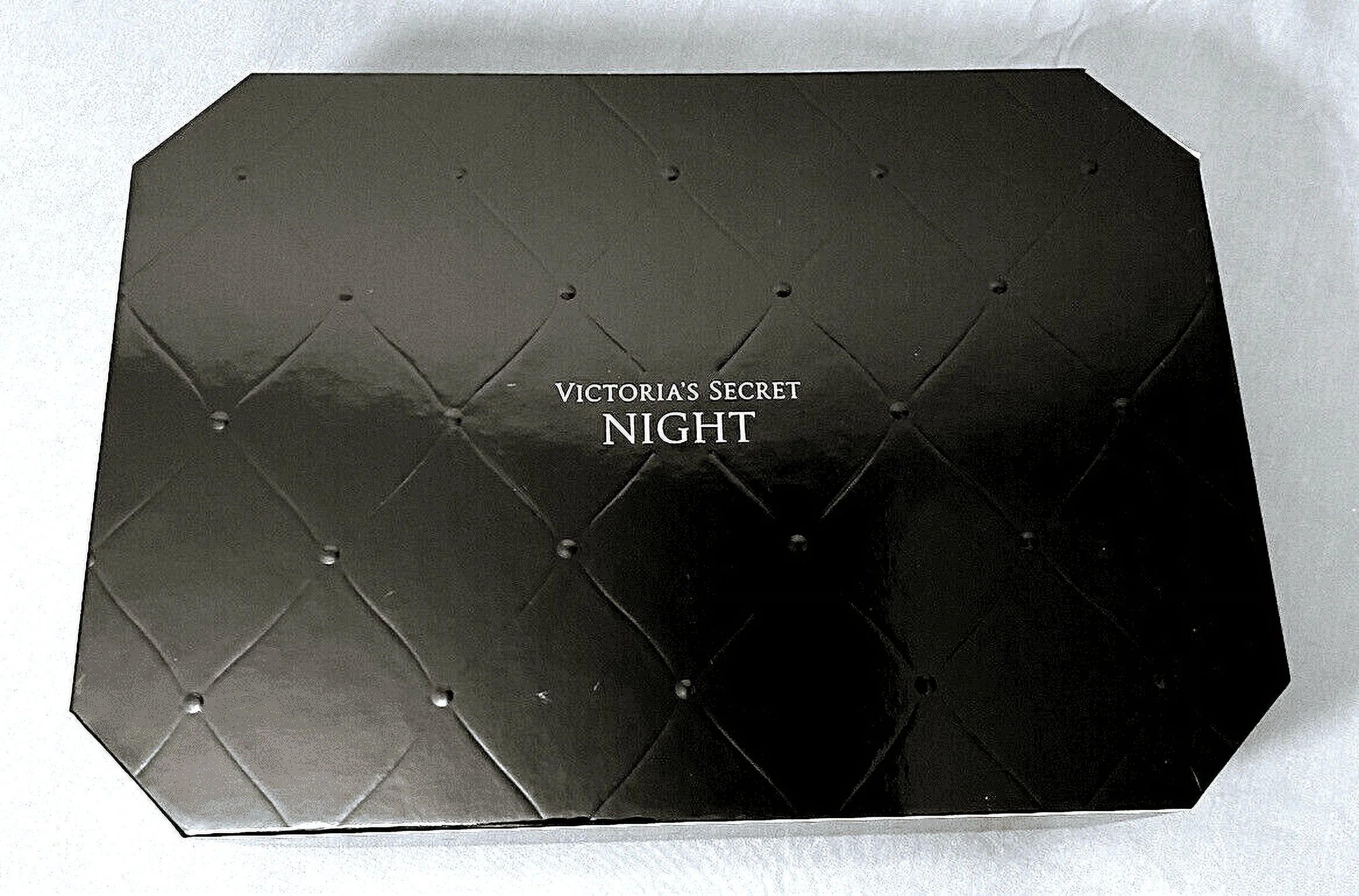 NIGHT Gift Set 4 PCS G660