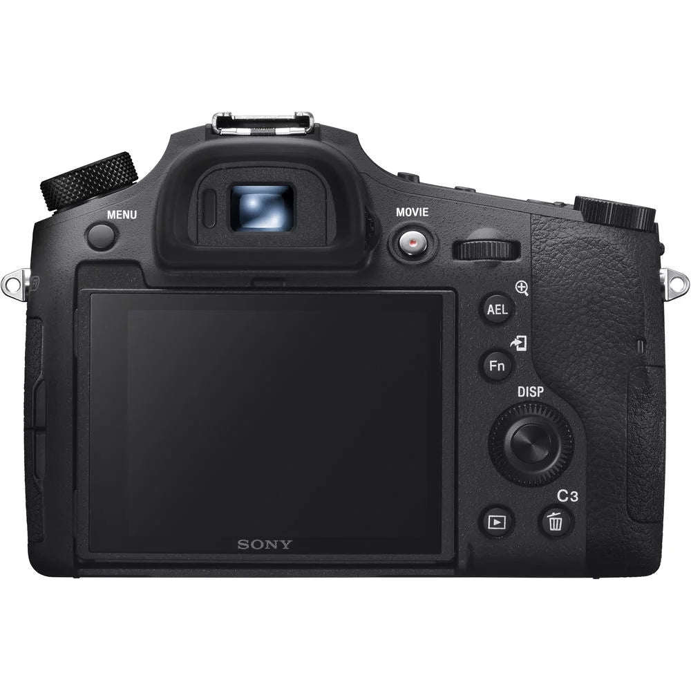 Digital Camera with 32GB Kit Y10511