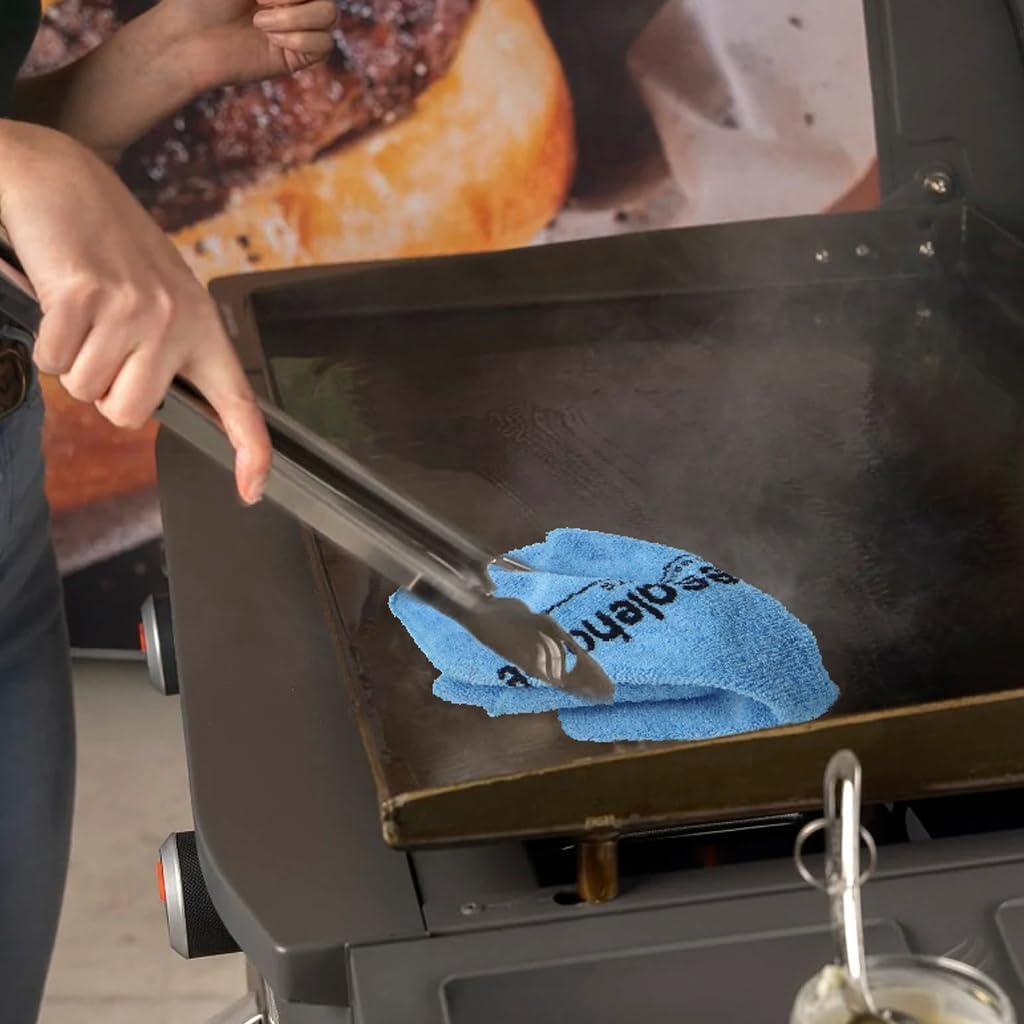 Portable Outdoor Electric Pizza Oven with 13" Rotating Cordierite Stone J80030