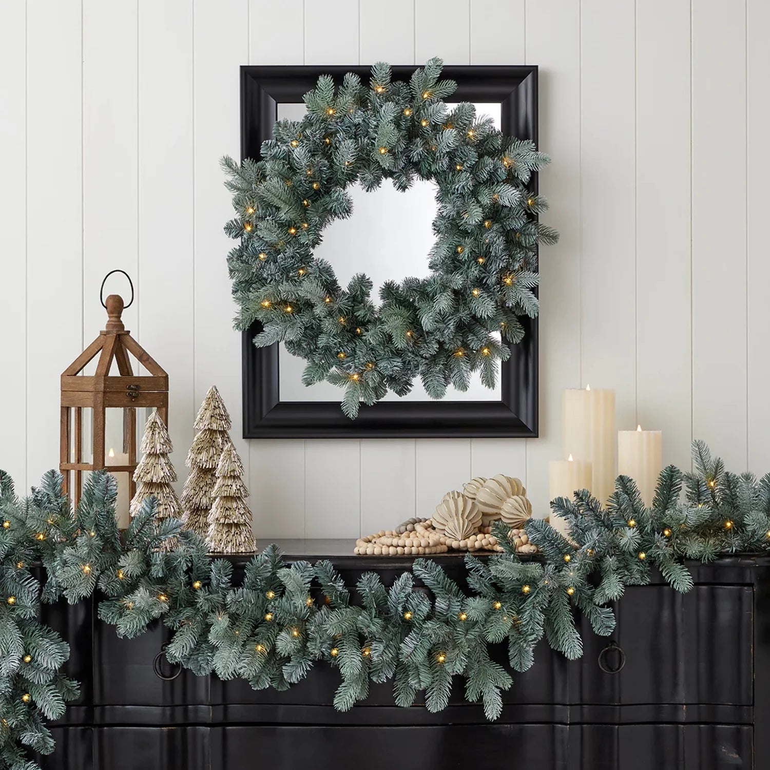 Blue Spruce 9ft Garland Pre-Lit with 50 Warm White LED Lights R5568