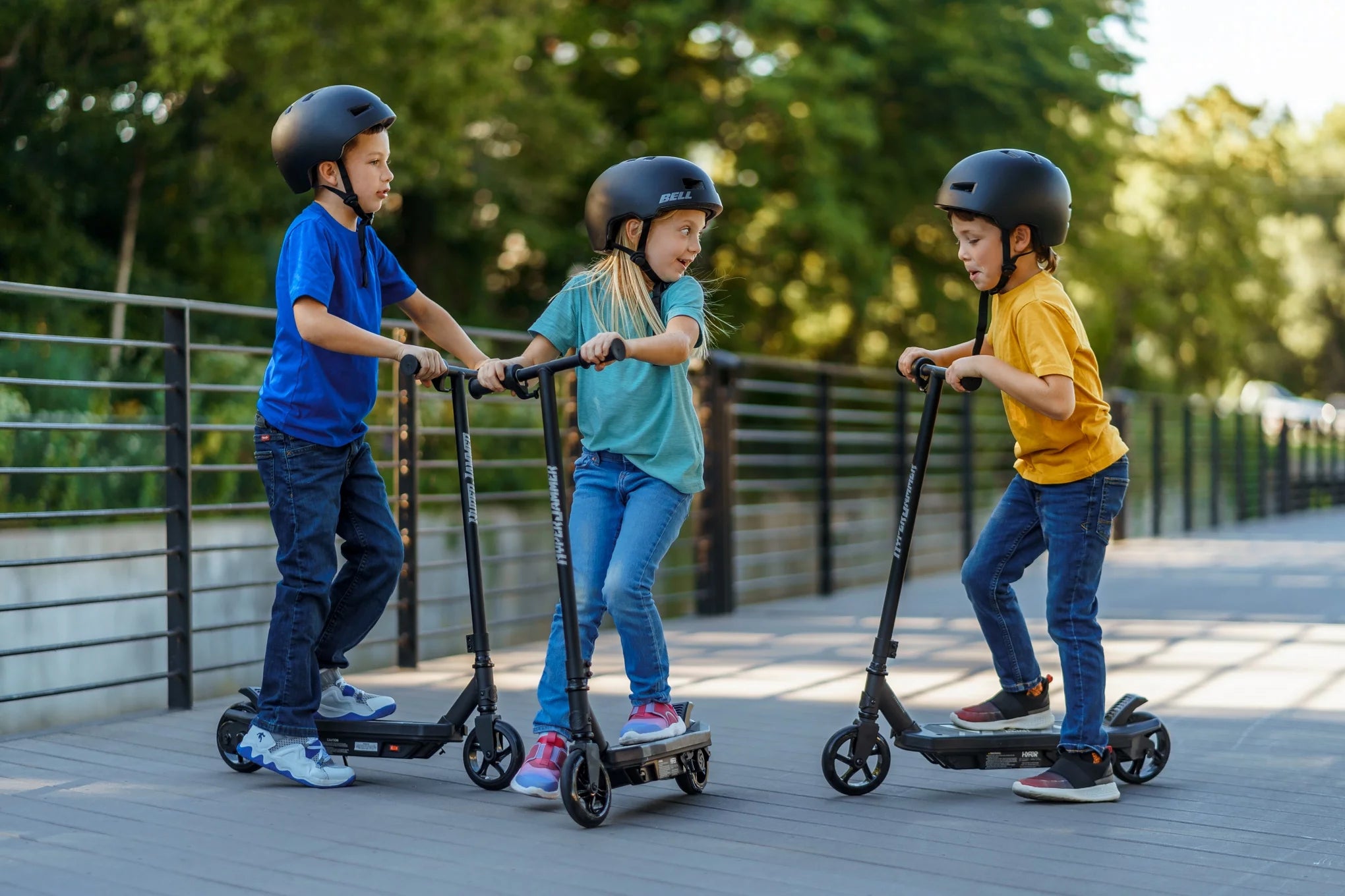 12V Electric Scooter Ride on, 10 mph Max Speed, Ages 8+ Y704