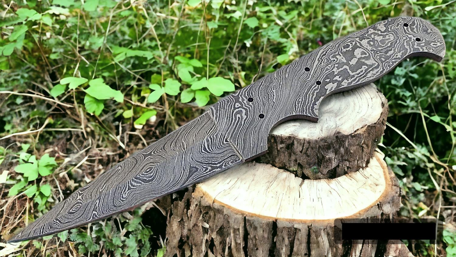 Damascus steel Full Tang Blank Blade Knife A260