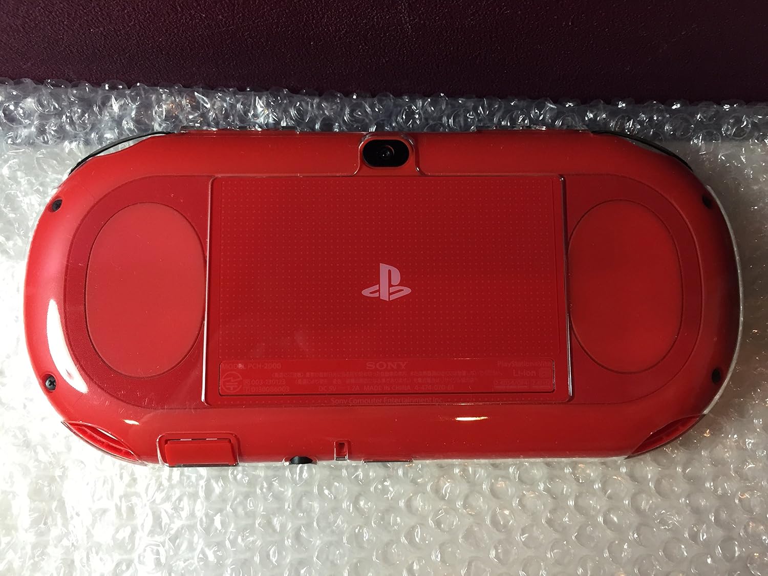 Red / Black PlayStation Vita Wi-Fi model S26192