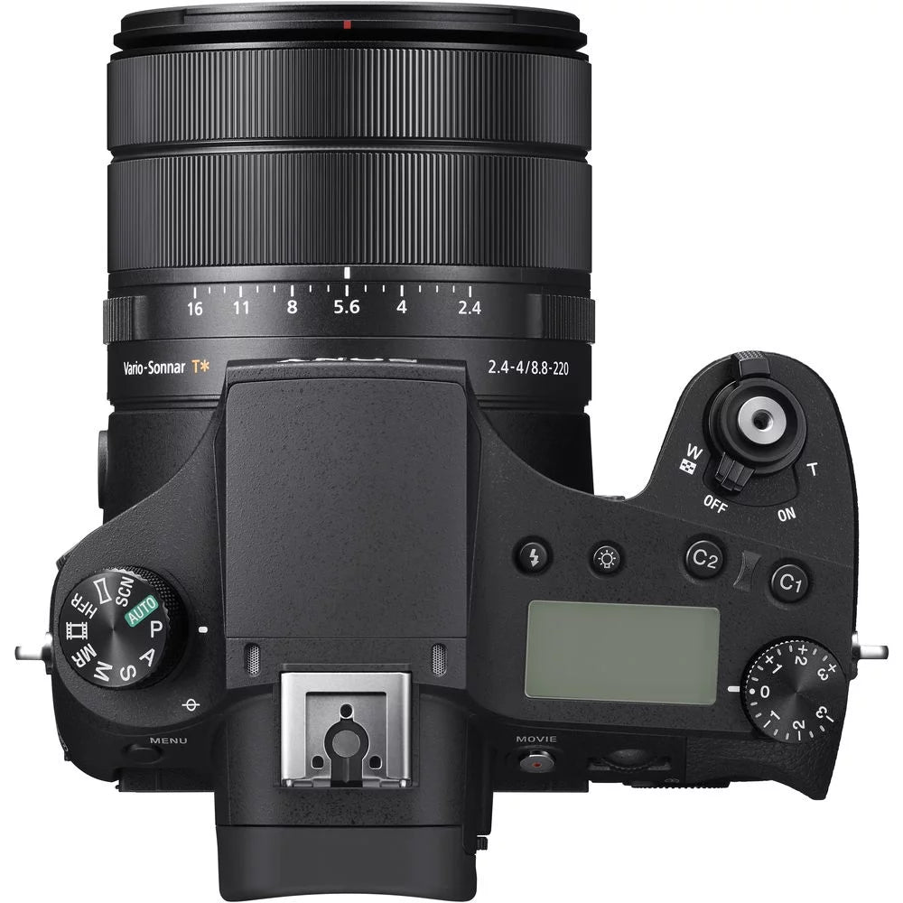Digital Camera with 32GB Kit Y10511