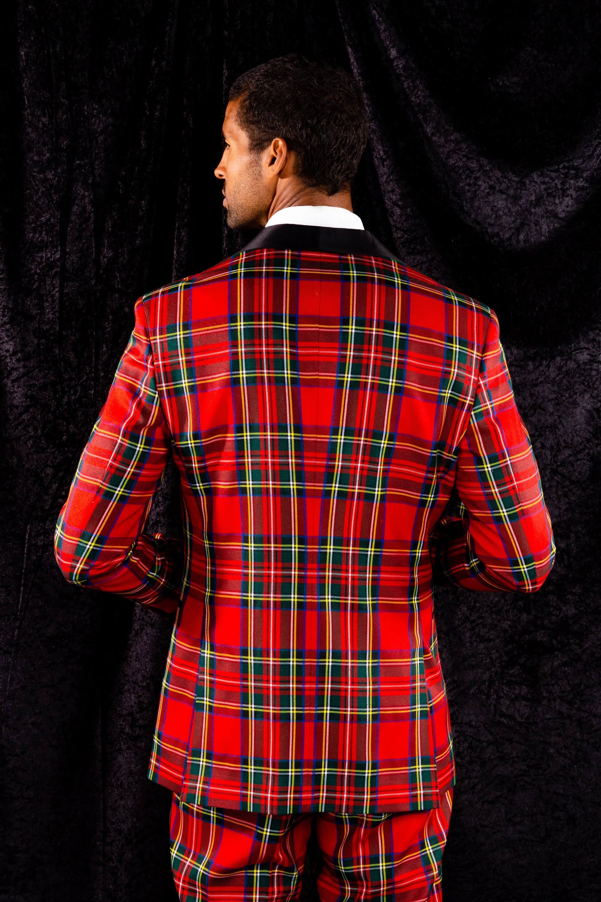 Tartan Plaid Tuxedo, Size 50, Black/Red N3547