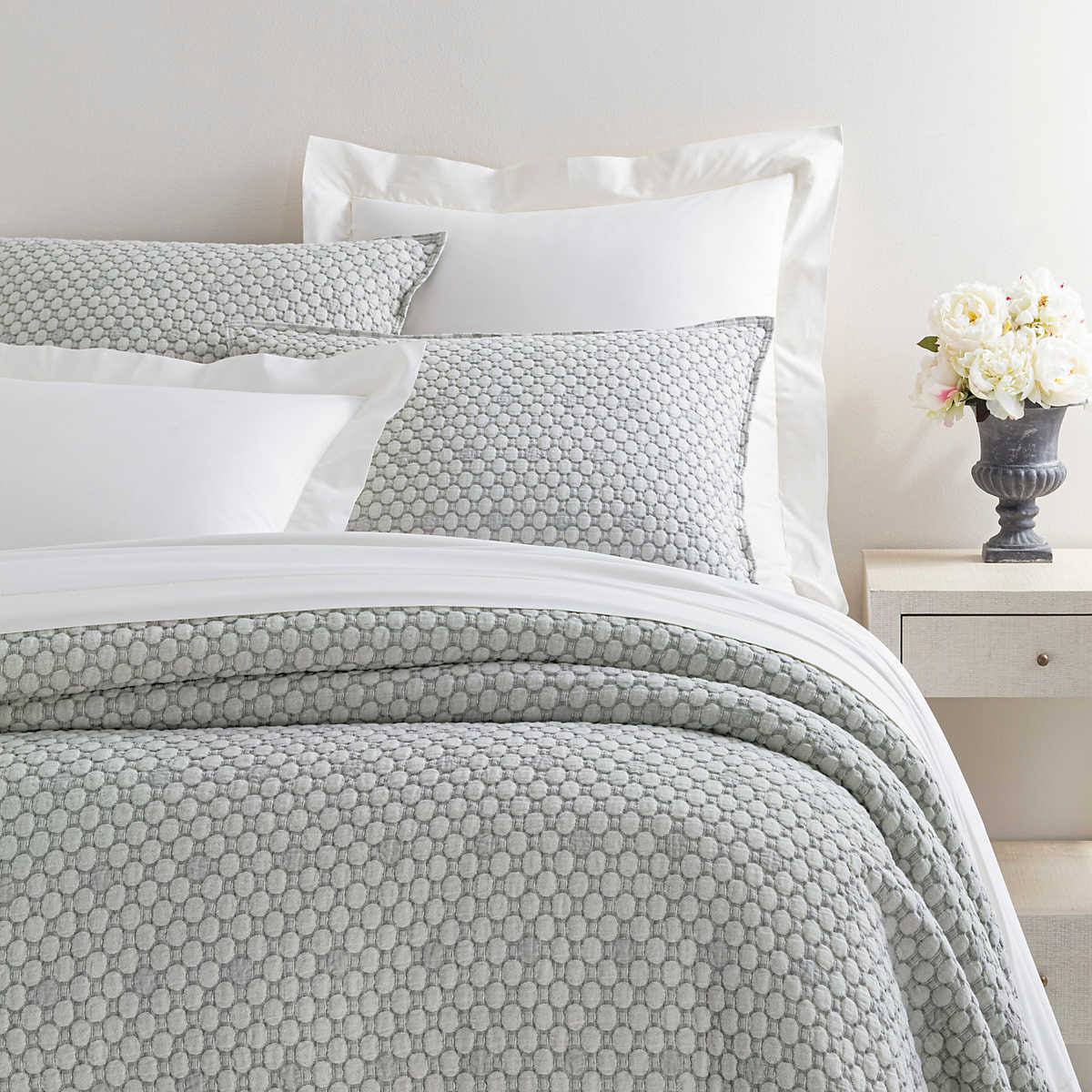 King Silver Matelasse Coverlet R271323