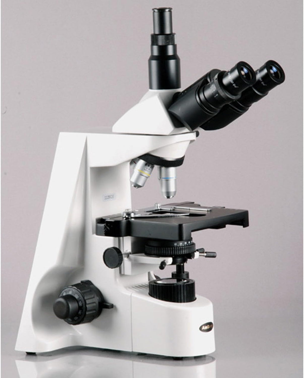 Digital Trinocular Compound Microscope, 40X-2500X Magnification, 5MP Camera D238373