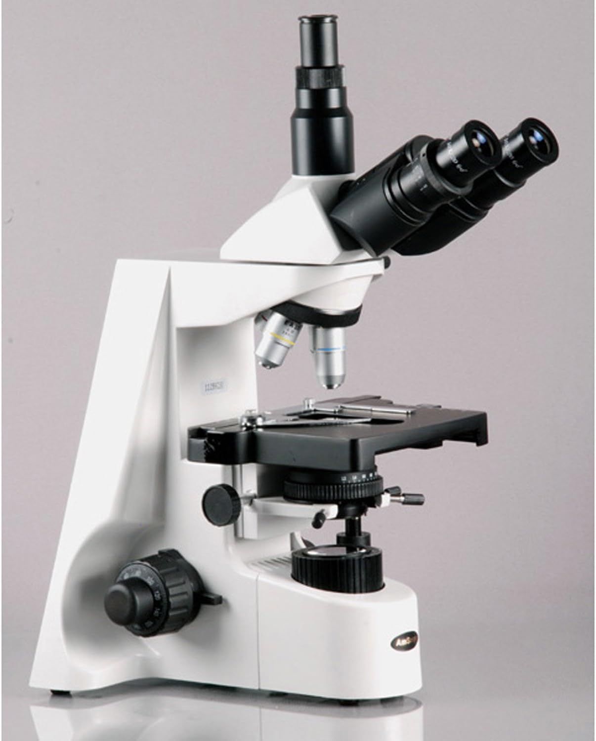 Digital Trinocular Compound Microscope, 40X-2500X Magnification, 5MP Camera D238373