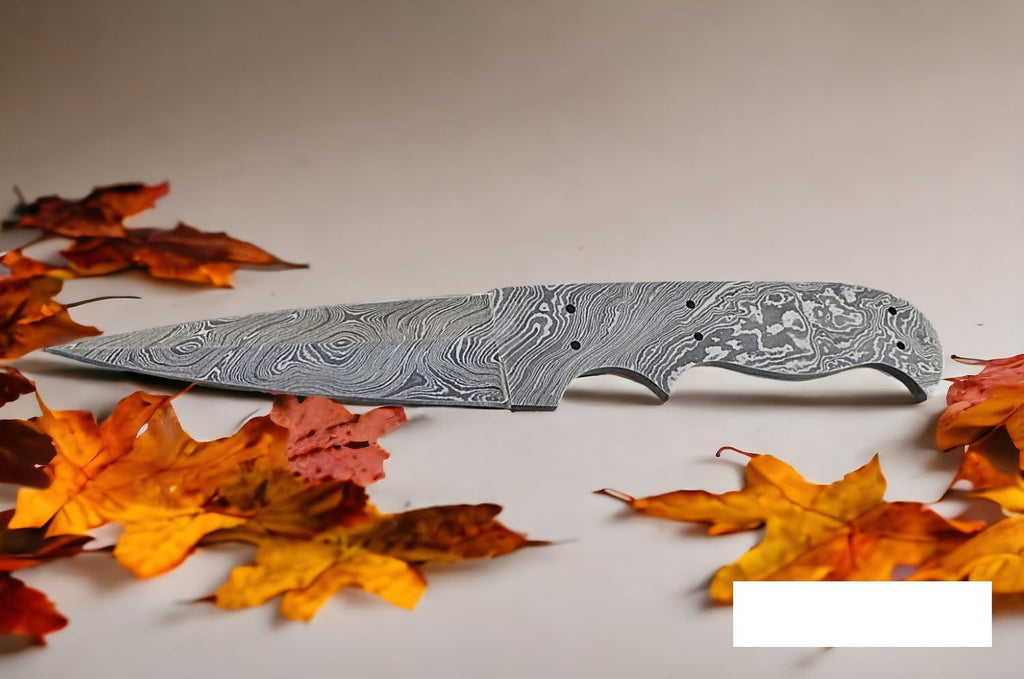Damascus steel Full Tang Blank Blade Knife A260