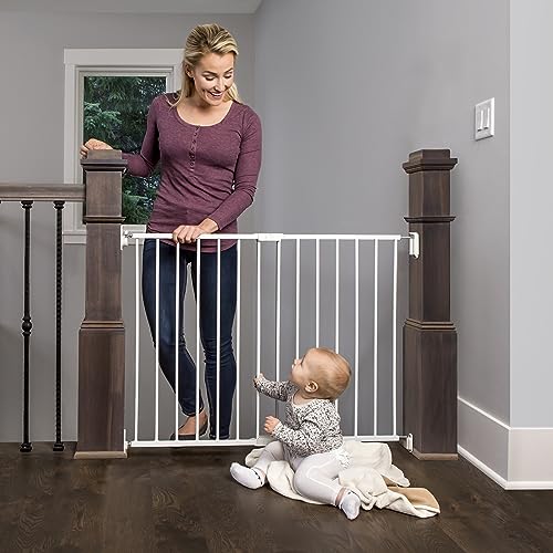 Extra Wide Retractable Baby Gate, White X93766