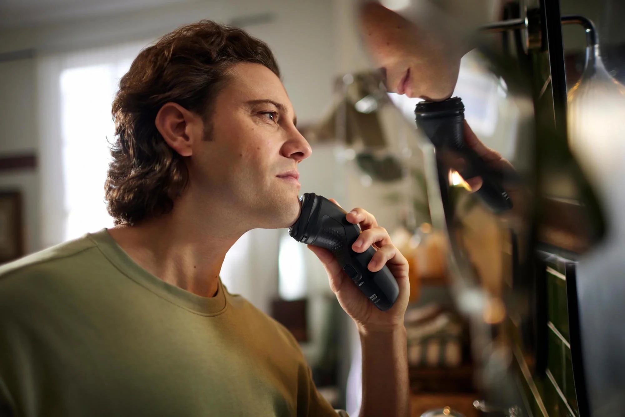 Cordless Electric Shaver with Pop-Up Trimmer S723656