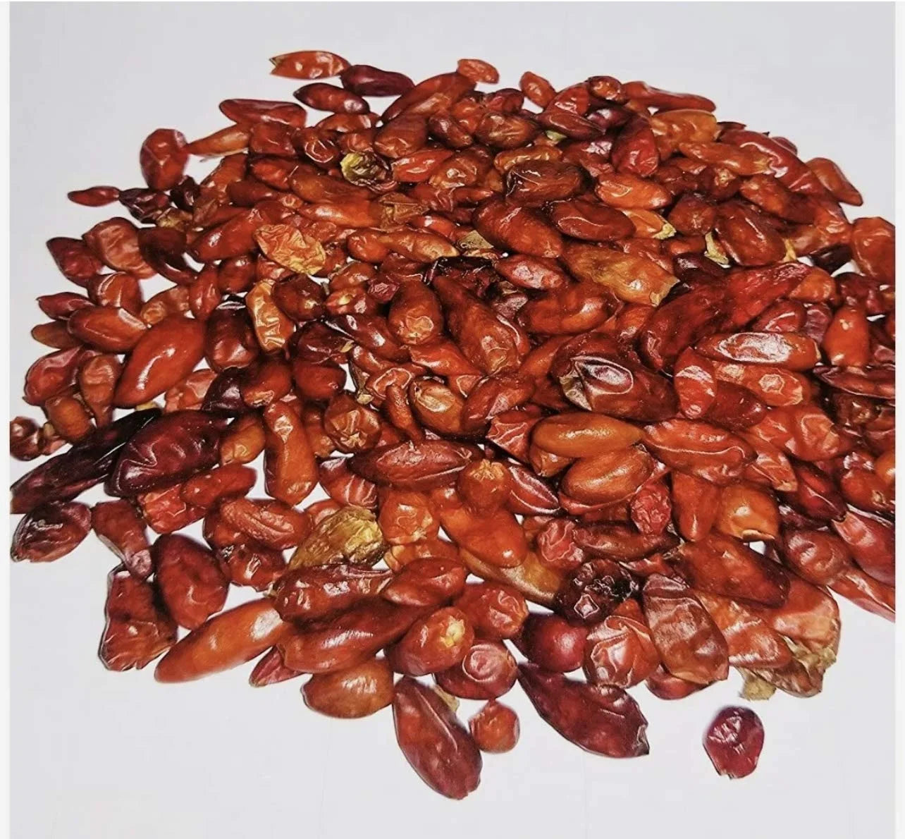 Dried Piquin Peppers D59436