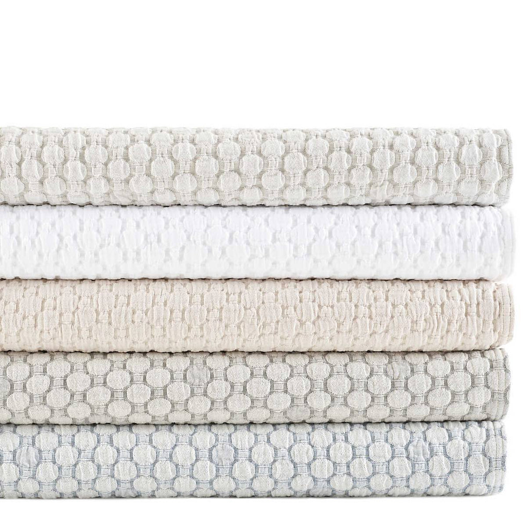 King Silver Matelasse Coverlet R271323