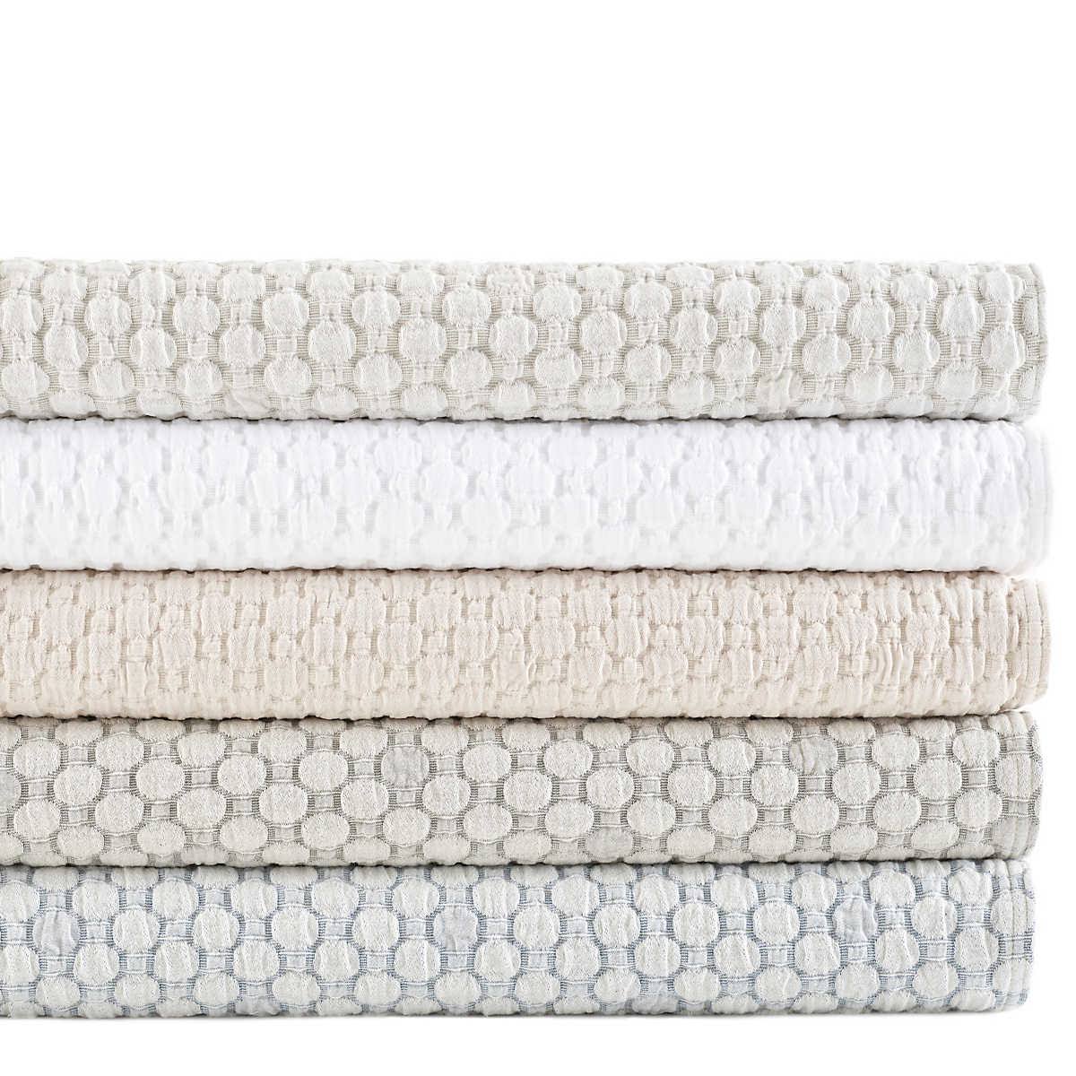 King Silver Matelasse Coverlet R271323