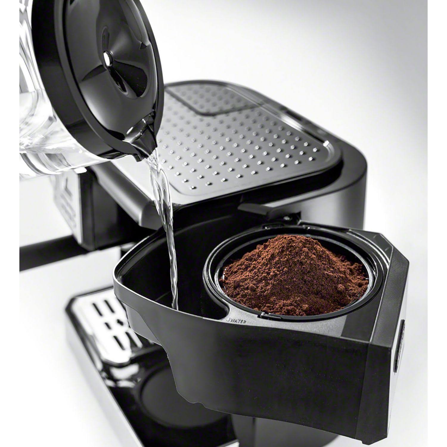 All-in-One Cappuccino, Espresso and Coffee Maker B7399