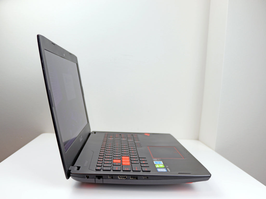 15.6" Laptop Intel i7-6700HQ 16GB 1TB SSD NVIDIA GTX 1070 8GB Windows 11 T2107