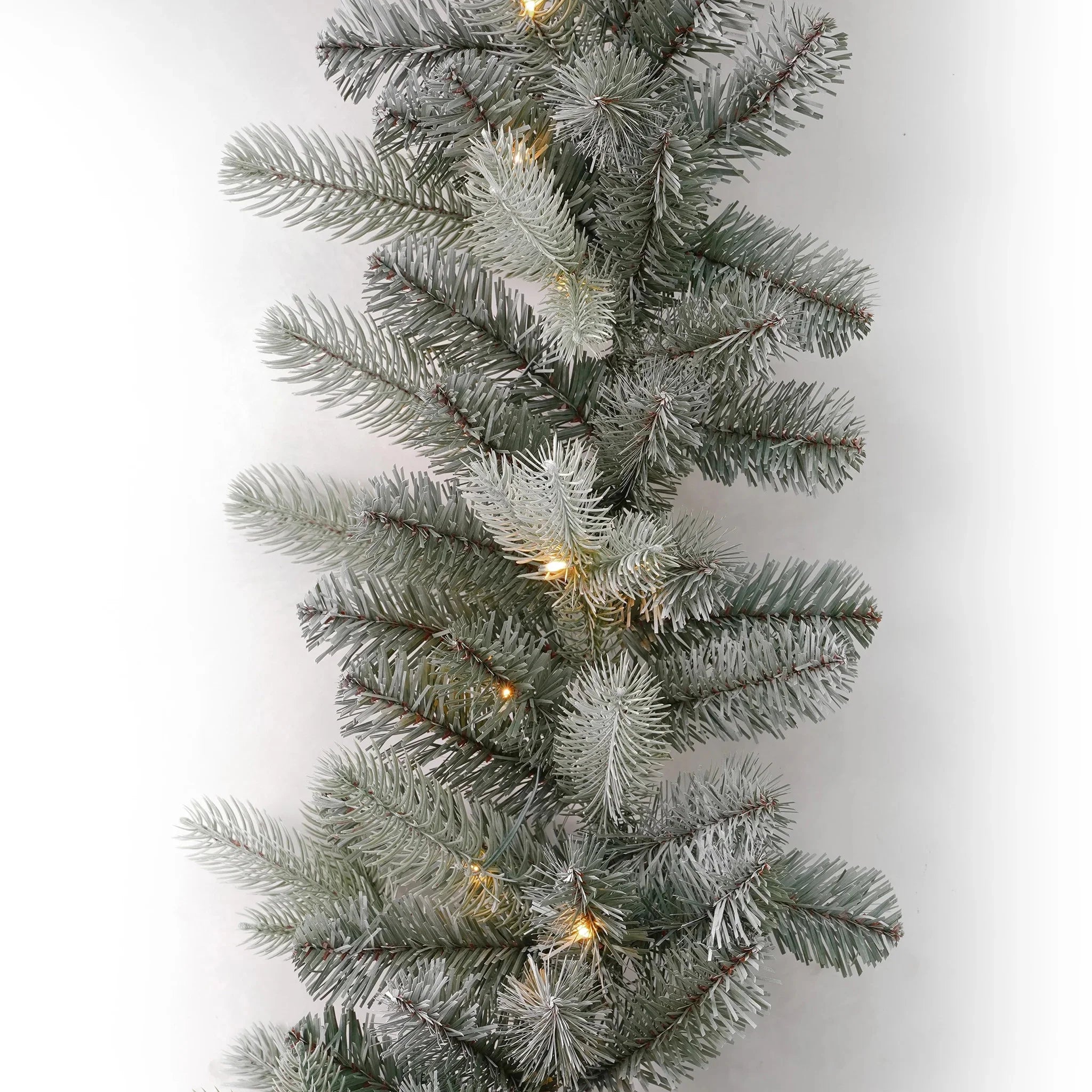 Blue Spruce 9ft Garland Pre-Lit with 50 Warm White LED Lights R5568