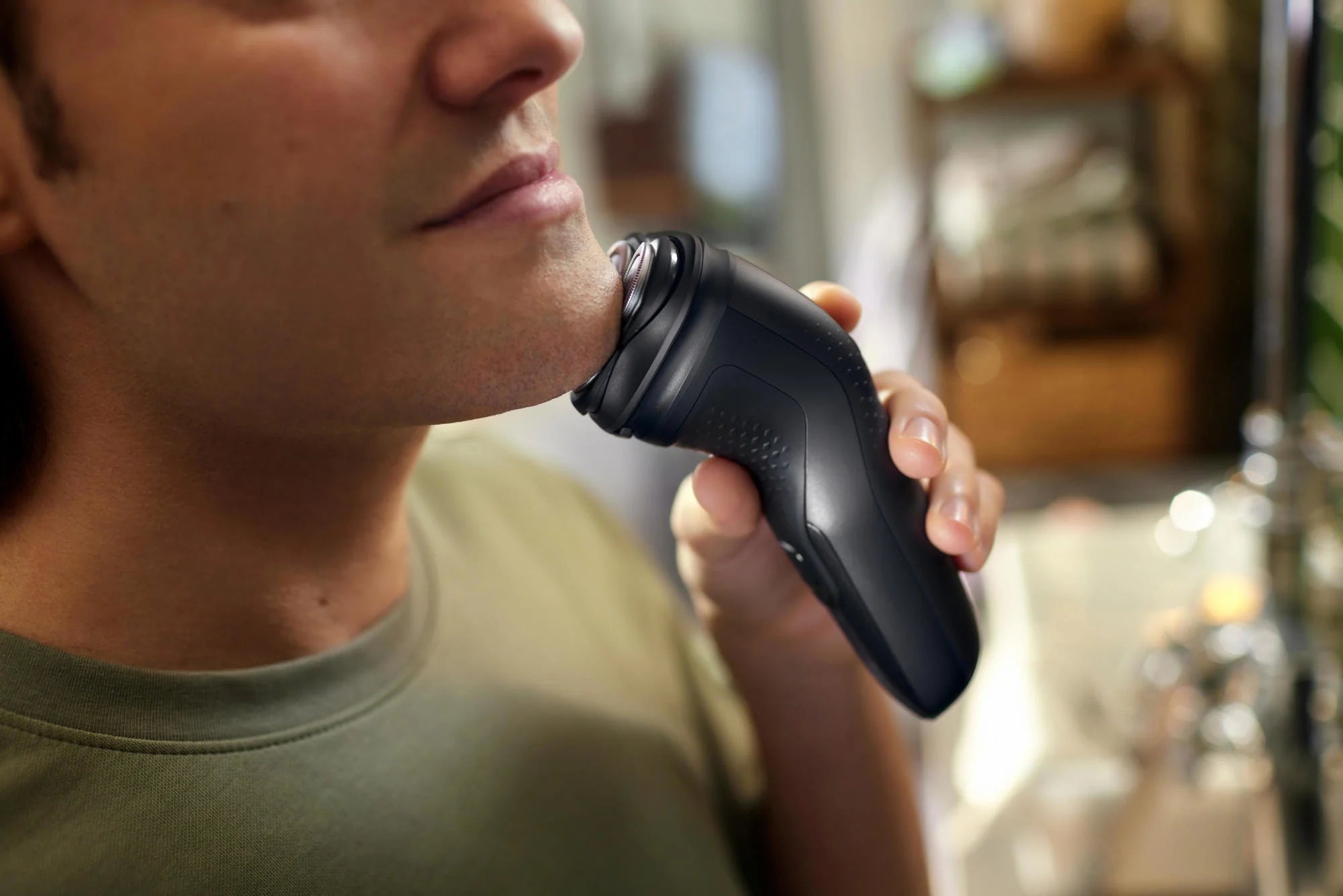 Cordless Electric Shaver with Pop-Up Trimmer S723656