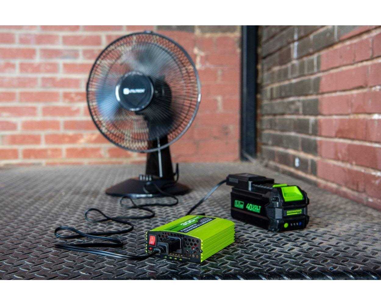 40V 300W Cordless Power Inverter J82463